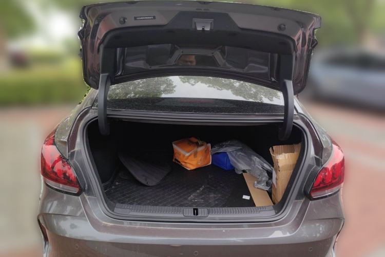 Used MG 5 2022 180 DVVT CVT Youth Flagship Edition Trunk