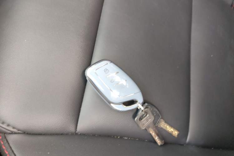 Used MG 5 2022 180 DVVT CVT Youth Luxury Edition Vehicle Key