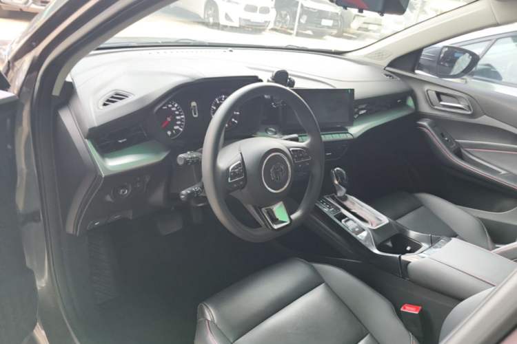 Used MG 5 2022 180 DVVT CVT Youth Style Edition Driver Seat