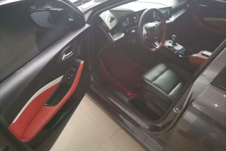 Used MG 5 2022 300TGI DCT Chao Yue Luxury Edition Driver Seat