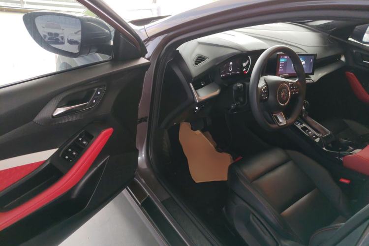 Used MG 5 2022 180 DVVT CVT Youth Luxury Edition Driver Seat