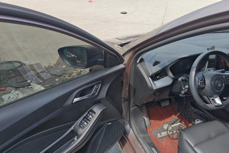 Used MG 5 2022 180 DVVT CVT Youth Flagship Edition Driver Seat