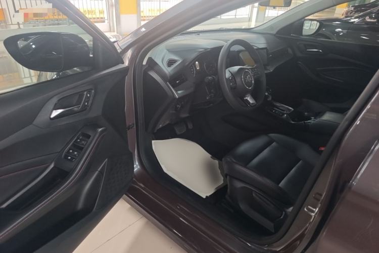 Used MG 5 2022 180 DVVT CVT Youth Luxury Edition Driver Seat