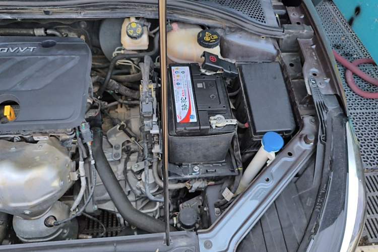 Used MG 5 2022 180 DVVT CVT Youth Luxury Edition Engine Bay Left