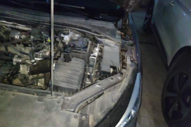 Used MG 5 2022 180 DVVT CVT Youth Luxury Edition Engine Bay Left