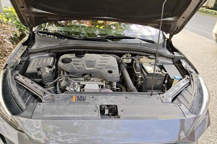 Used MG 5 2022 300TGI DCT Chao Yue Flagship Edition Engine Bay