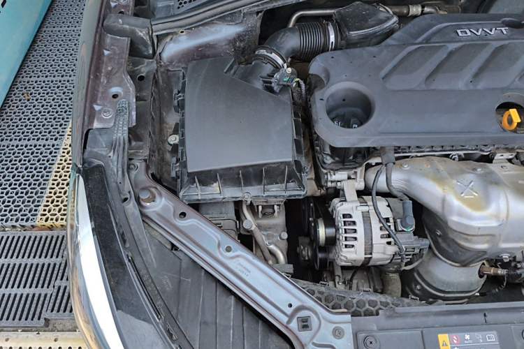 Used MG 5 2022 180 DVVT CVT Youth Luxury Edition Engine Bay Right