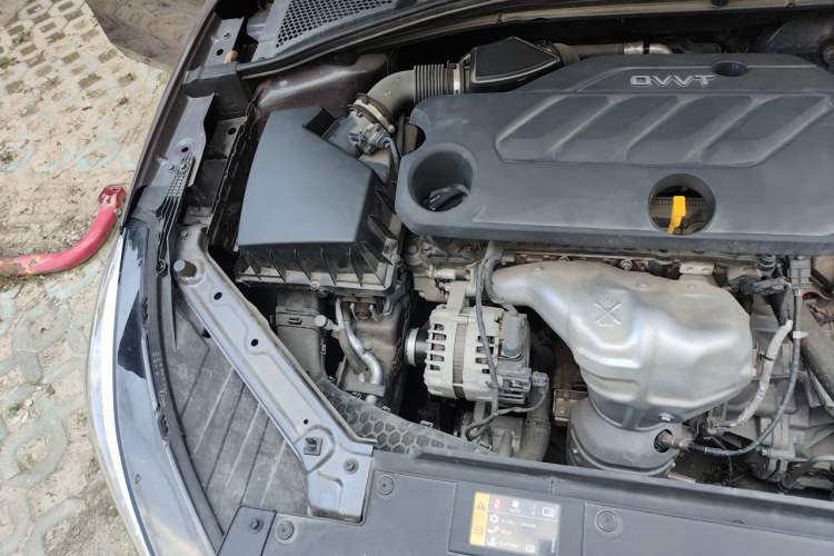 Used MG 5 2022 180 DVVT CVT Youth Luxury Edition Engine Bay Right