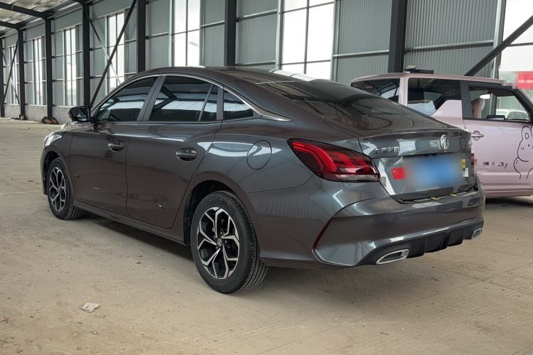 Used MG 5 2022 180 DVVT CVT Youth Luxury Edition Exterior 2