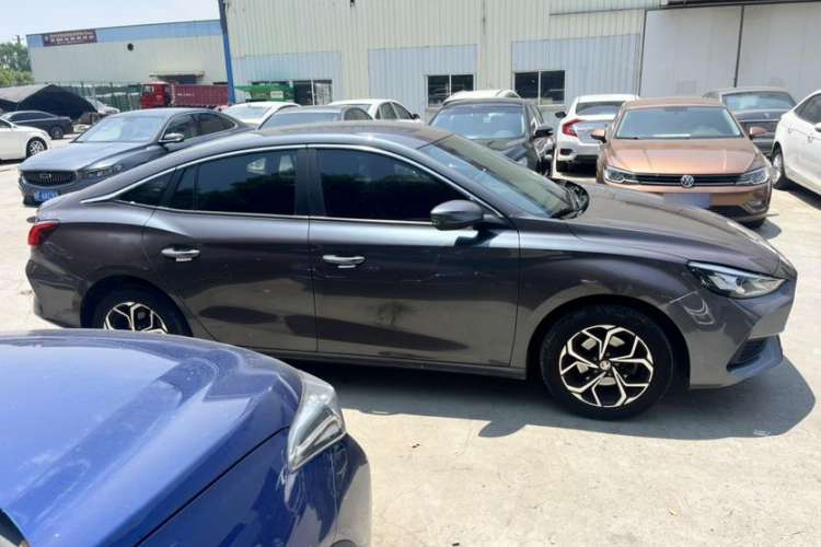 Used MG 5 2022 180 DVVT Manual Youth Style Edition Exterior 3