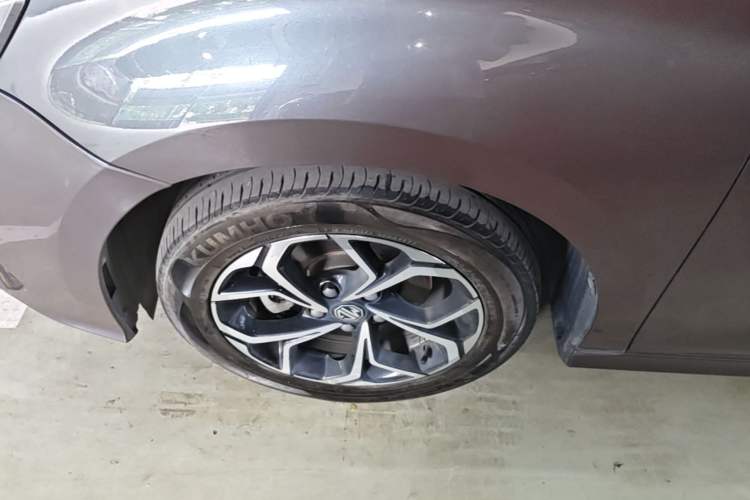 Used MG 5 2022 180 DVVT CVT Youth Style Edition Exterior 4