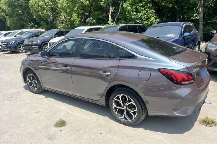 Used MG 5 2022 180 DVVT Manual Youth Style Edition Exterior 4