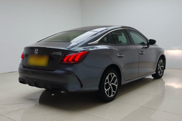 Used MG 5 2022 180 DVVT CVT Youth Luxury Edition Exterior 6