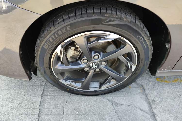 Used MG 5 2022 300TGI DCT Chao Yue Flagship Edition Exterior 7