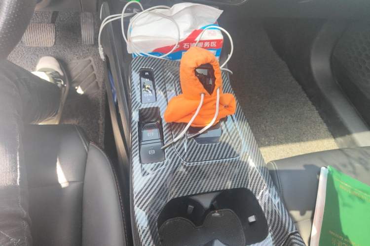 Used MG 5 2022 300TGI DCT Chao Yue Flagship Edition Gear Lever