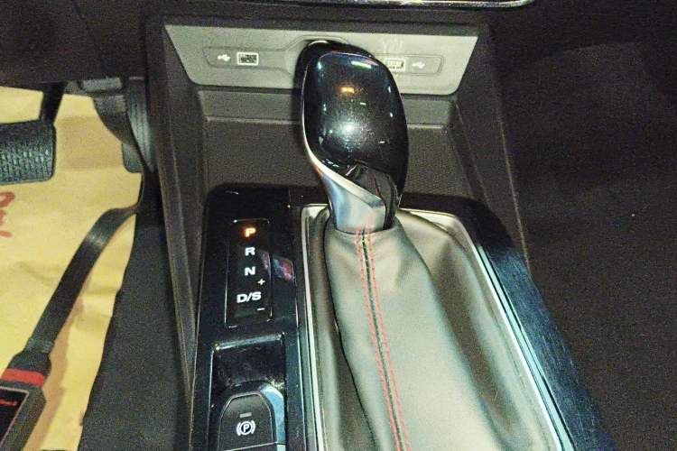 Used MG 5 2022 180 DVVT CVT Youth Flagship Edition Gear Lever