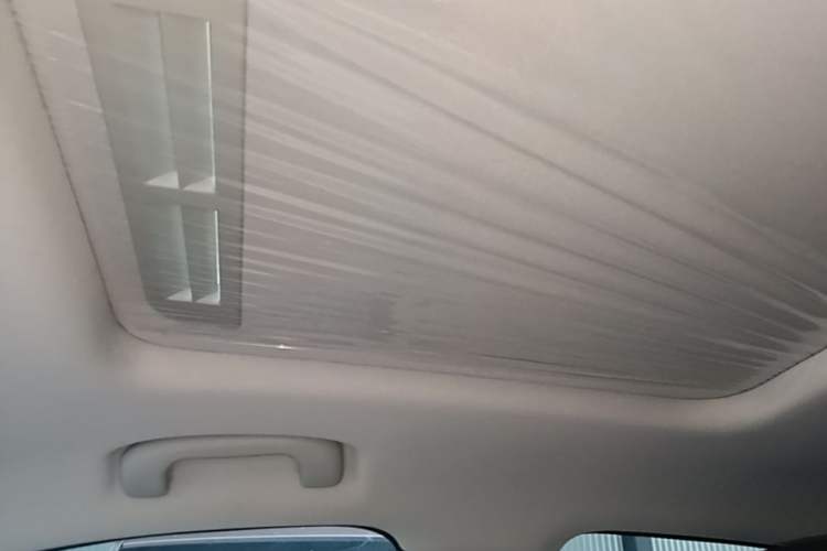 Used MG 5 2022 180 DVVT CVT Youth Luxury Edition Headliner
