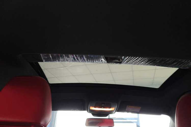 Used MG 5 2022 180 DVVT CVT Youth Luxury Edition Headliner