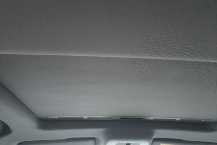 Used MG 5 2022 180 DVVT CVT Youth Luxury Edition Headliner