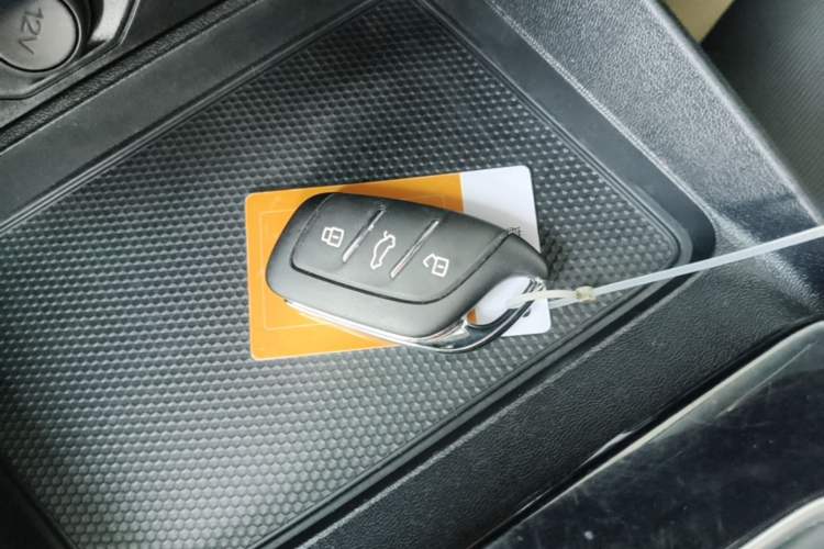 Used MG 5 2022 180 DVVT Manual Youth Style Edition Interior 1