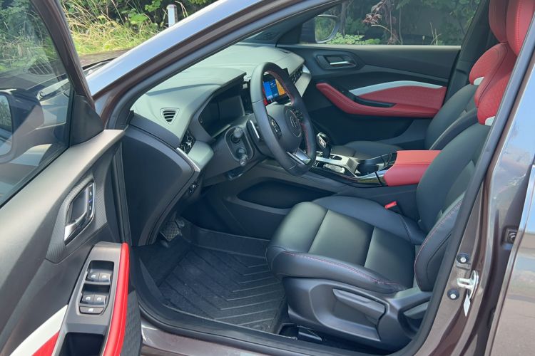 Used MG 5 2022 300TGI DCT Chao Yue Luxury Edition Interior 1