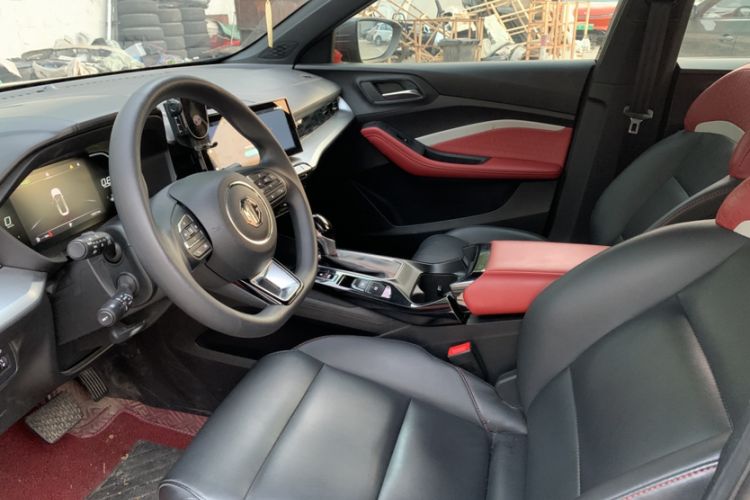 Used MG 5 2022 180 DVVT CVT Youth Luxury Edition Interior 2