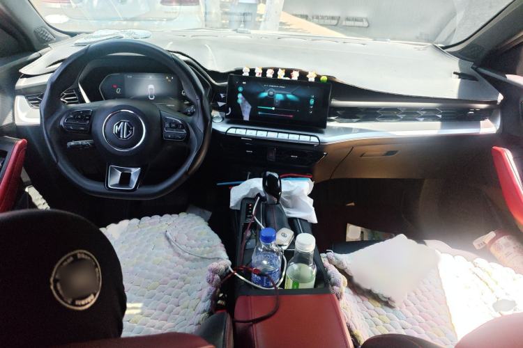 Used MG 5 2022 180 DVVT CVT Youth Luxury Edition Interior 2