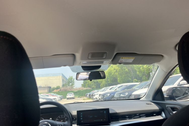Used MG 5 2022 180 DVVT Manual Youth Style Edition Interior 6