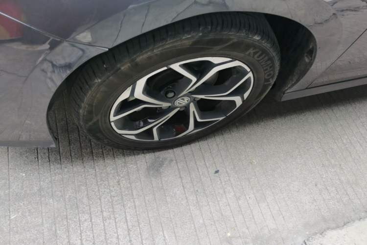 Used MG 5 2022 180 DVVT CVT Youth Style Edition Left Front Wheel Hub