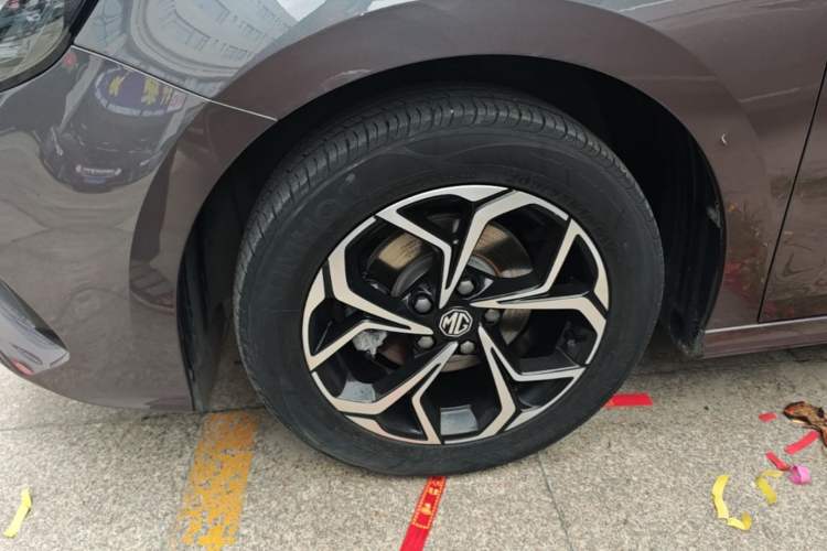 Used MG 5 2022 180 DVVT CVT Youth Luxury Edition Left Front Wheel Hub