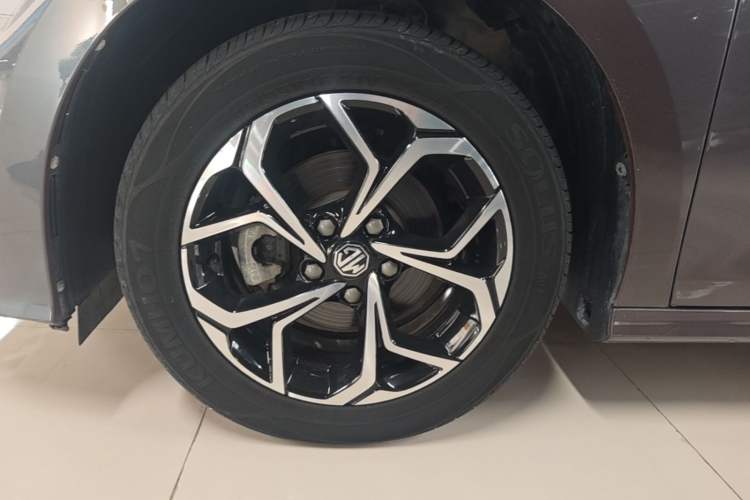 Used MG 5 2022 180 DVVT CVT Youth Luxury Edition Left Front Wheel Hub