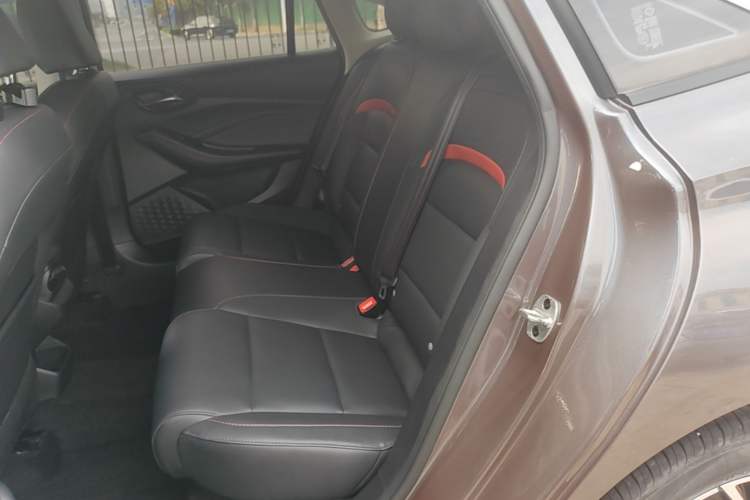 Used MG 5 2022 180 DVVT CVT Youth Luxury Edition Left Rear Seat