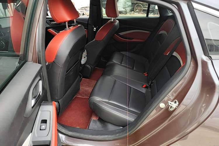 Used MG 5 2022 180 DVVT CVT Youth Luxury Edition Left Rear Seat