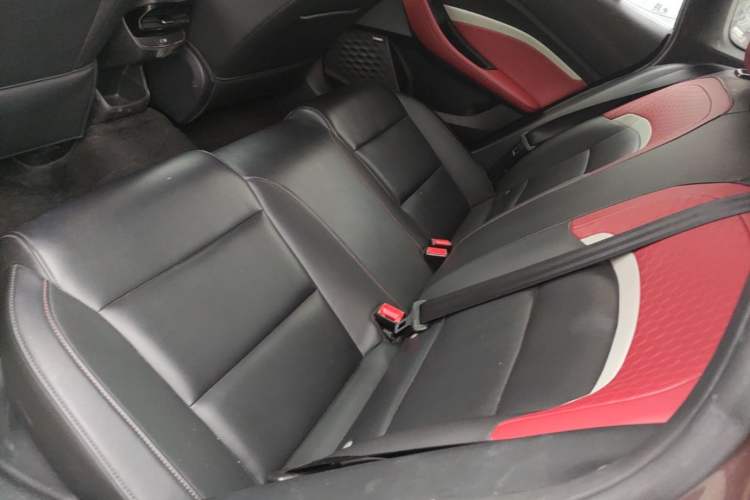 Used MG 5 2022 300TGI DCT Chao Yue Flagship Edition Left Rear Seat