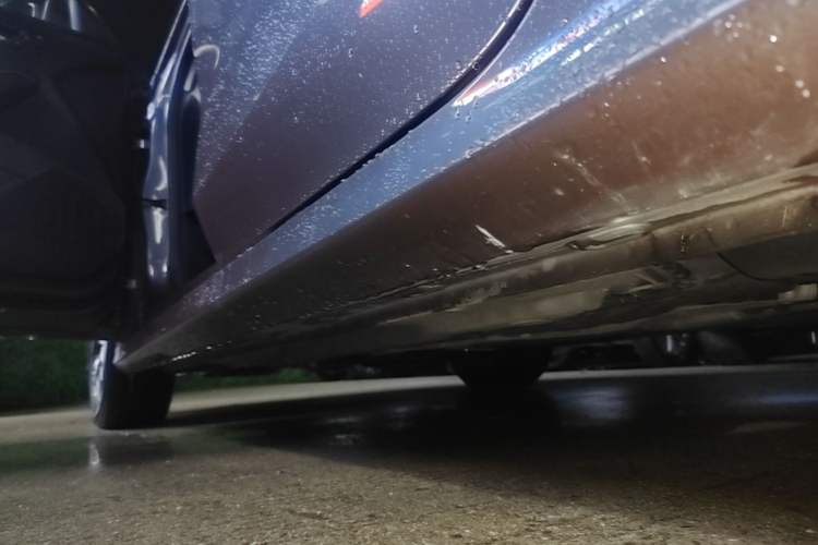 Used MG 5 2022 180 DVVT CVT Youth Luxury Edition Left Side Sill