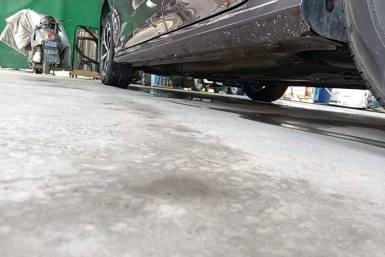 Used MG 5 2022 180 DVVT CVT Youth Luxury Edition Left Side Sill