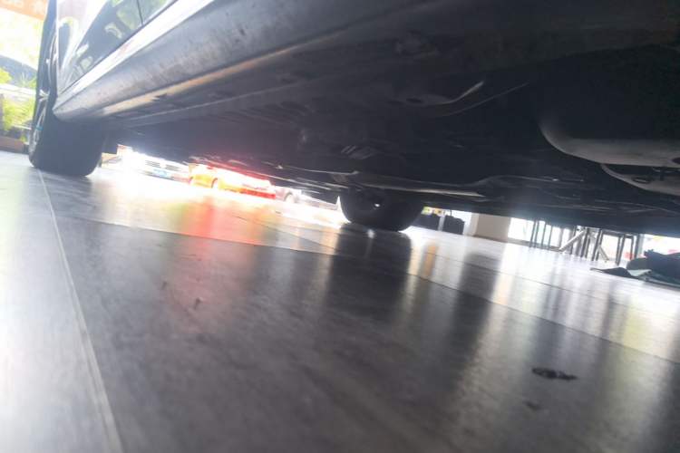 Used MG 5 2022 180 DVVT CVT Youth Luxury Edition Left Side Sill