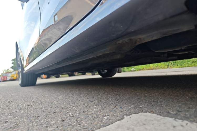 Used MG 5 2022 180 DVVT CVT Youth Flagship Edition Left Side Sill