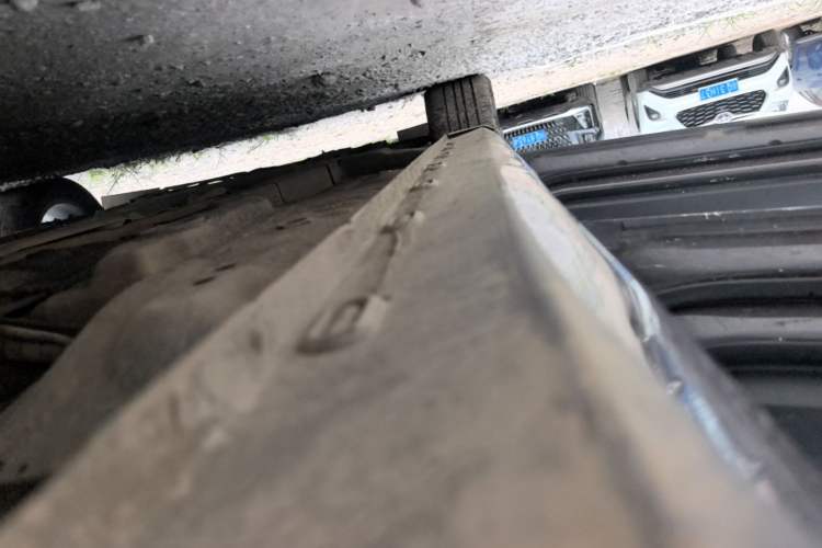 Used MG 5 2022 180 DVVT CVT Youth Luxury Edition Left Side Sill