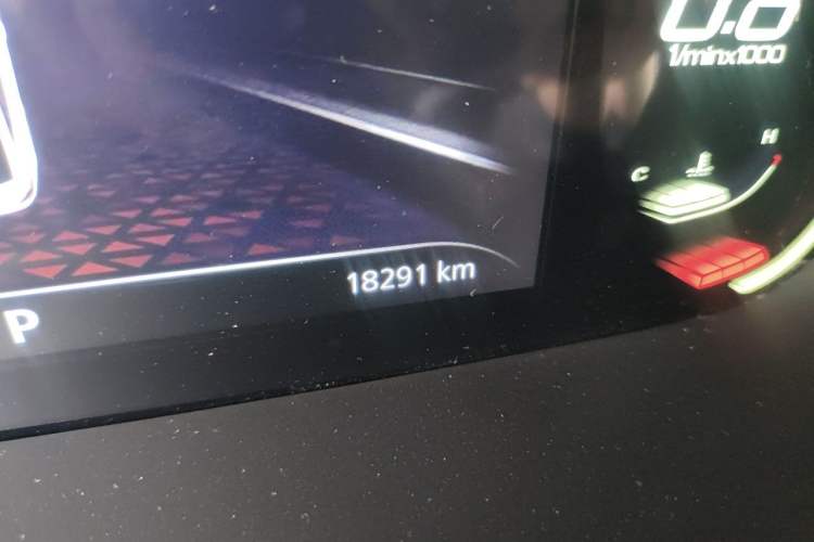 Used MG 5 2022 180 DVVT CVT Youth Luxury Edition Odometer Close Up