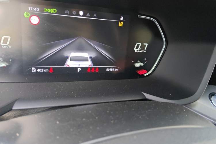 Used MG 5 2022 300TGI DCT Chao Yue Flagship Edition Odometer Close Up