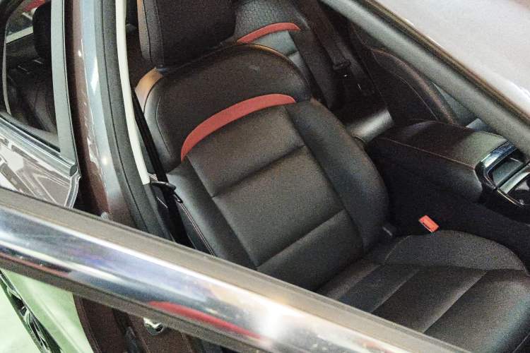 Used MG 5 2022 180 DVVT CVT Youth Flagship Edition Right Front Seat