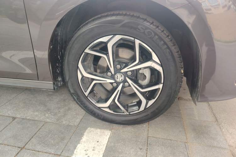 Used MG 5 2022 180 DVVT CVT Youth Luxury Edition Right Front Wheel Hub