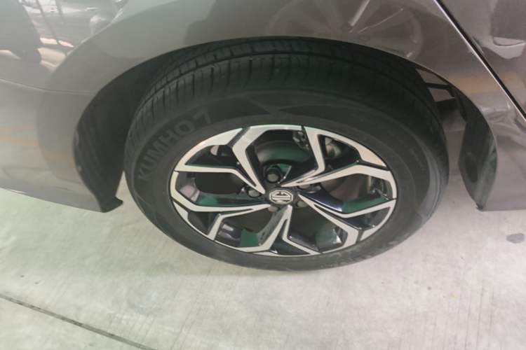 Used MG 5 2022 180 DVVT CVT Youth Style Edition Right Rear Wheel Hub