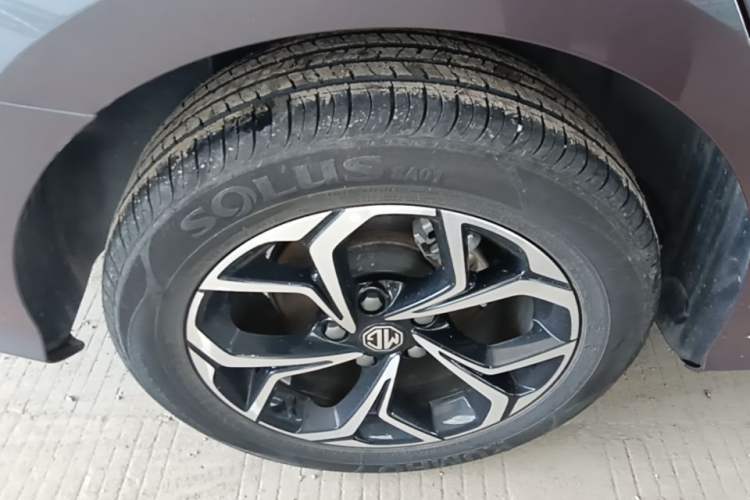 Used MG 5 2022 180 DVVT CVT Youth Luxury Edition Right Rear Wheel Hub