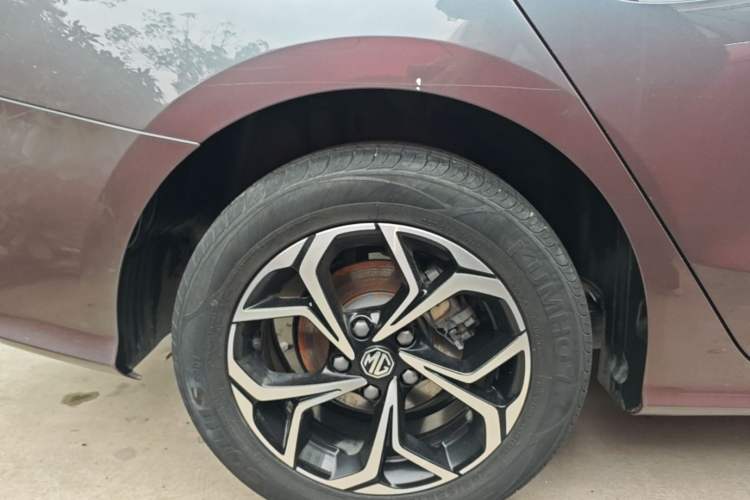 Used MG 5 2022 180 DVVT CVT Youth Luxury Edition Right Rear Wheel Hub