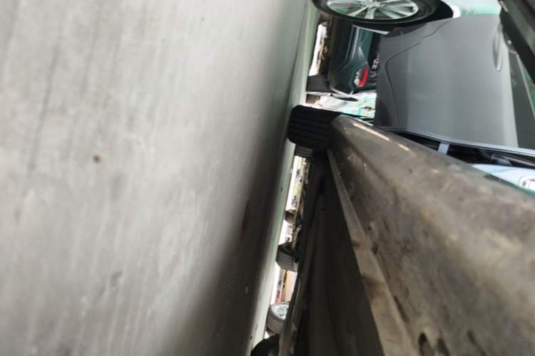 Used MG 5 2022 180 DVVT CVT Youth Style Edition Right Side Sill