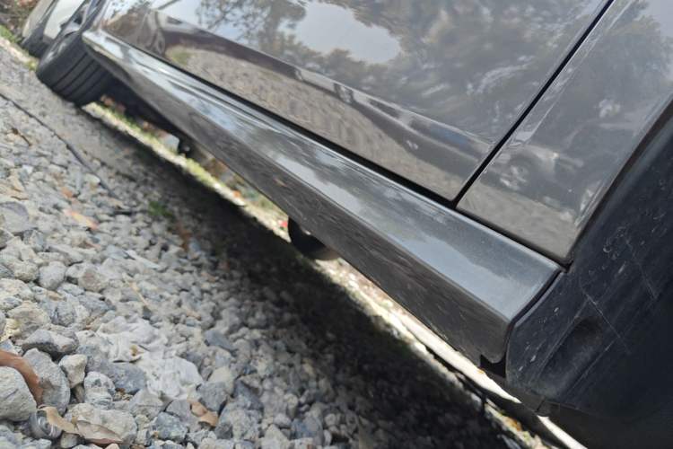 Used MG 5 2022 180 DVVT CVT Youth Flagship Edition Right Side Sill