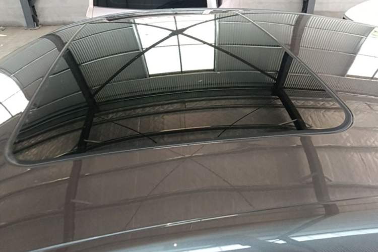 Used MG 5 2022 180 DVVT CVT Youth Luxury Edition Roof