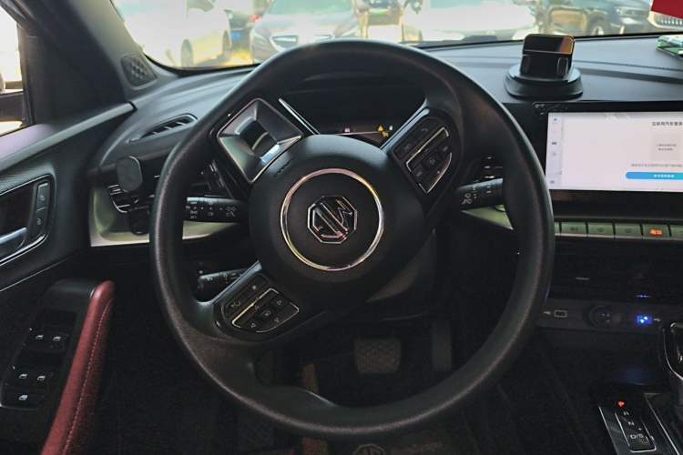 Used MG 5 2022 180 DVVT CVT Youth Luxury Edition Steering Wheel